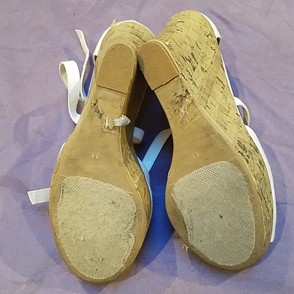 Wedge Sandles - Picture 3 of 4
